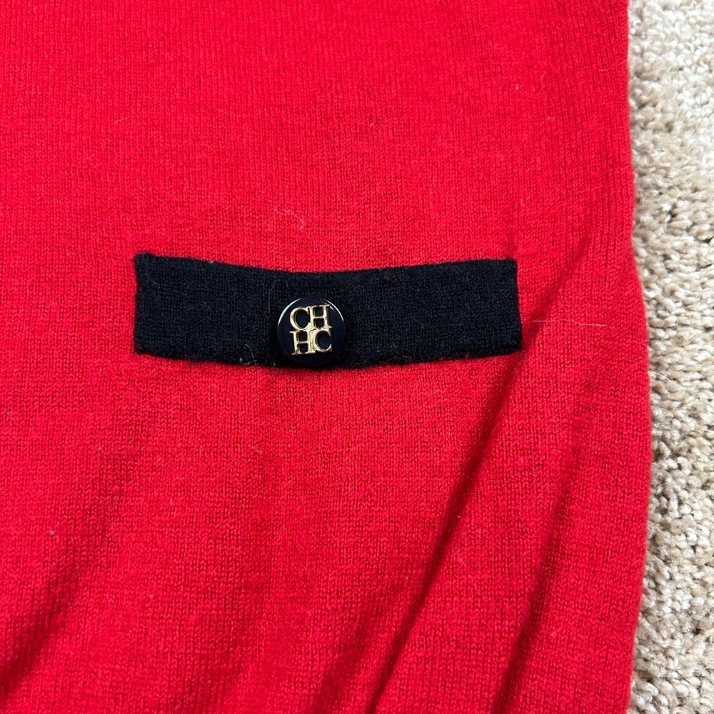 Carolina Herrera Red Crewneck Short Sleeve Sweater with Black Trim - Picture 4 of 6